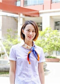 常熟倫華外國語學(xué)校鄒麗虹圖片