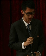 杭州第四中學(xué)國(guó)際部王若輝圖片