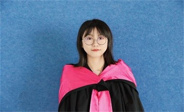  學(xué)霸本霸 | 2019屆鄭州英迪國(guó)際學(xué)校高考狀元張舒童其人圖片