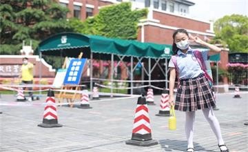 口罩遮不住笑臉 | 上海新紀(jì)元雙語(yǔ)學(xué)校返校學(xué)習(xí)進(jìn)行時(shí)圖片