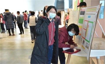 興科學(xué)，重實(shí)踐——“北京四中國(guó)際課程佳蓮校區(qū)第一屆科學(xué)節(jié)”如期舉行圖片
