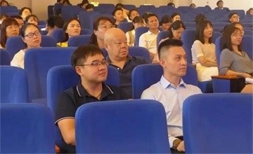 寧鄉(xiāng)市碧桂園學(xué)校舉行新學(xué)期全體教職員工培訓(xùn)大會圖片
