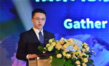 北京王府學(xué)?！芭杂^者”陳子康的多面青春圖片