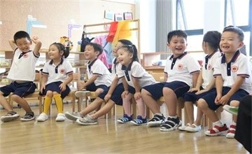 7.18開放日 | 游泳，戲水，鄭州英迪國(guó)際學(xué)校幼兒園邀您酷爽一夏圖片