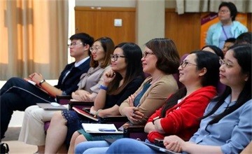 上海世界外國語中學(xué)國際部高中社團發(fā)展微論壇圖片