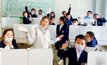 北京力邁中美國際學(xué)校“學(xué)雷鋒月”小學(xué)部活動圖片