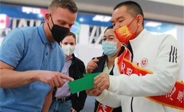 我為群眾辦實事 | 北京力邁中美國際學(xué)?！碍h(huán)保教育黨員工作坊”黨日主題活動圖片
