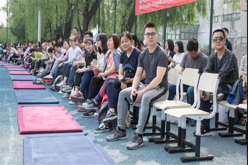 北京明誠外國語學(xué)校運動會圖片01
