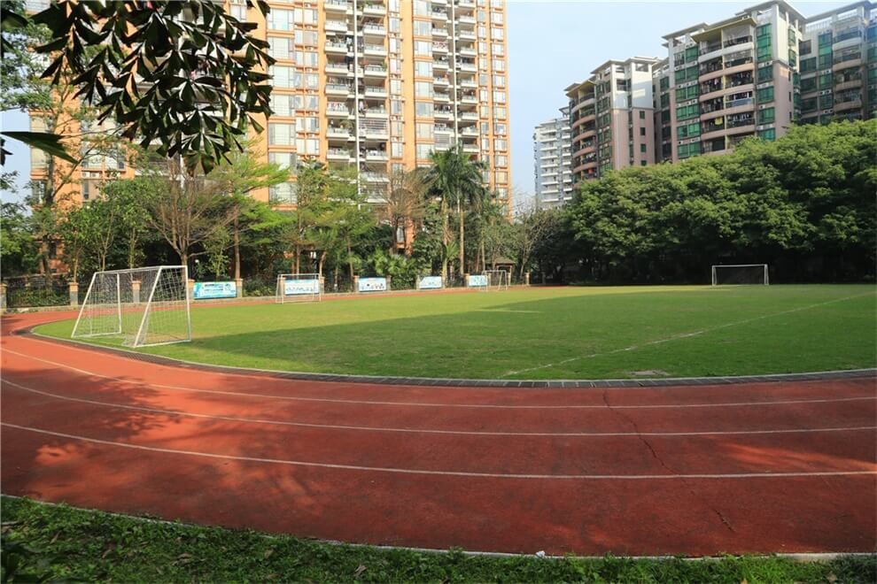 廣州市黃埔中黃外國(guó)語小學(xué)校園環(huán)境圖片04