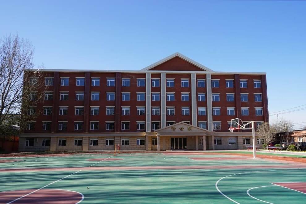 北京新橋外國語高中學校校園建筑圖片02