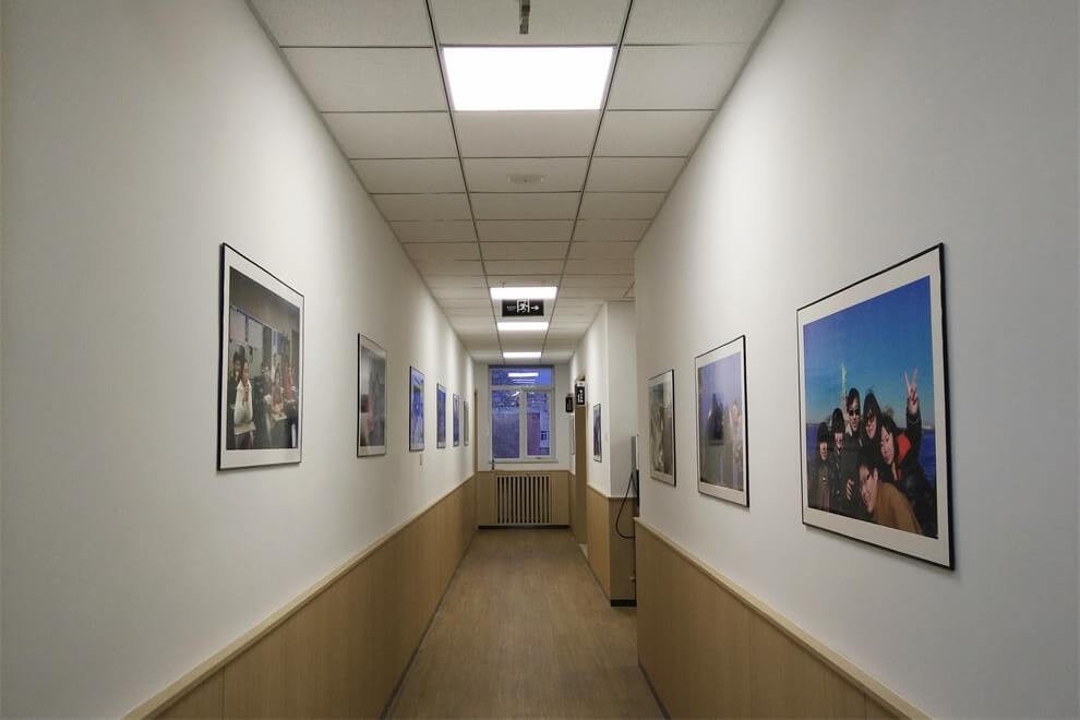 北京新橋外國語高中學(xué)校餐廳圖片