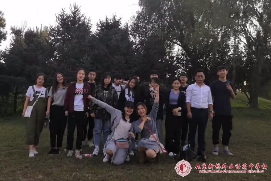 北京新橋外國(guó)語高中學(xué)校課外拓展之馬術(shù)訓(xùn)練圖片05