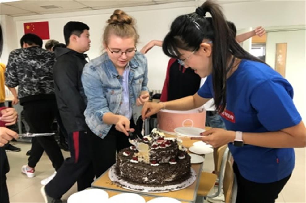 北京師范大學附屬中學國際部生日慶祝會圖集