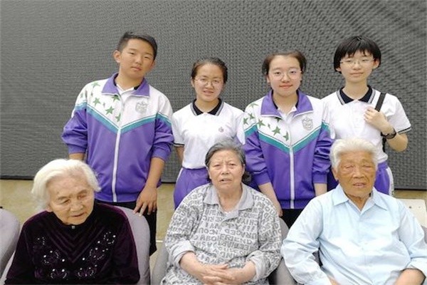 東北師范大學附屬中學IB國際課程實驗班公益活動圖集04