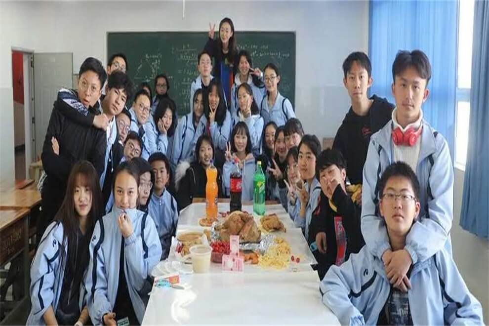昆明市第十中學(xué)國際部感恩節(jié)活動圖集01