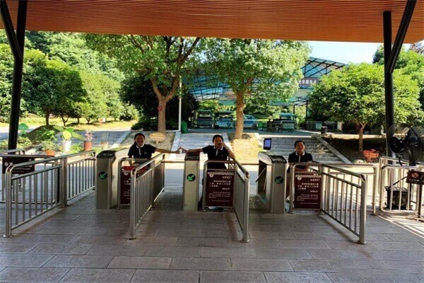 宜昌龍盤湖國際學(xué)校職業(yè)體驗(yàn)活動(dòng)圖片03