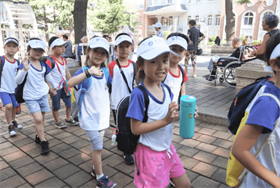 青島銀海學(xué)校國際部：我們和孩子在一起 圖片