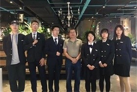 呼市二中國際部PBL職業(yè)調(diào)研之金融證券篇圖片
