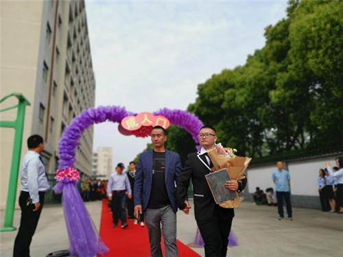 江蘇省前黃國際中學(xué)舉辦前黃國際才藝大賽圖片