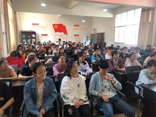 江蘇前黃中學(xué)國(guó)際分校支教圖片1