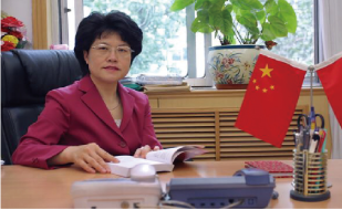 北京市芳草外國語學校校長圖片