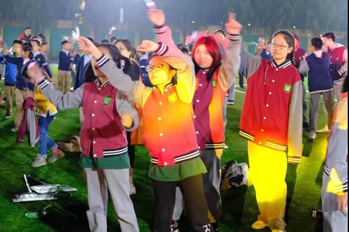 樹人·瑞貝學校草坪音樂節(jié)暨樹人學校27周年校慶圖片14