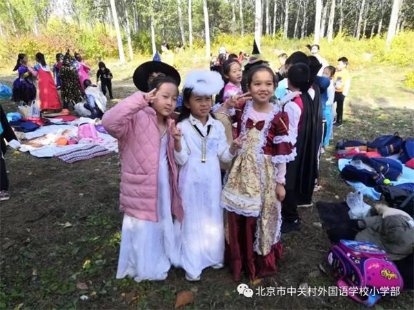 中關(guān)村外國語學(xué)校Magic Forest之國際班英語實踐活動圖片3