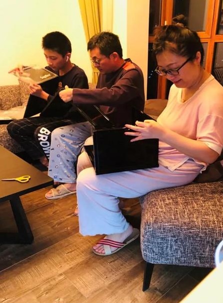 疫情期間，我和爸媽成了“老鐵圖片3