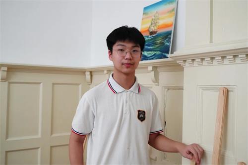 在讀生馮景旭