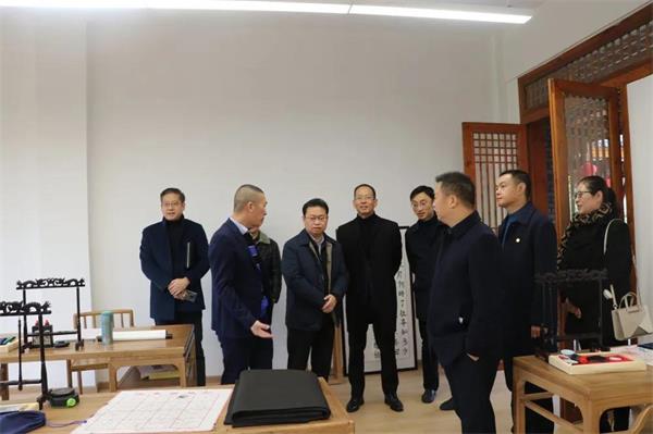 涪陵區(qū)教育考察團一行至瀘州天立國際學(xué)?？疾煺{(diào)研圖片10