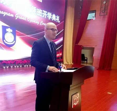 開學典禮校長講話圖片