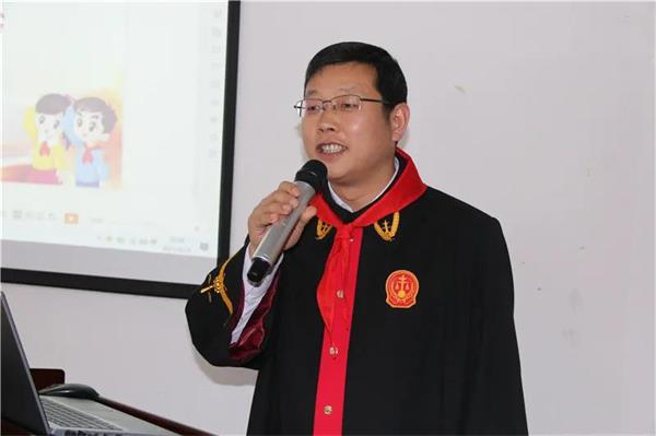 鄭州航空港區(qū)英迪國(guó)際學(xué)校普法進(jìn)校園活動(dòng)圖片5