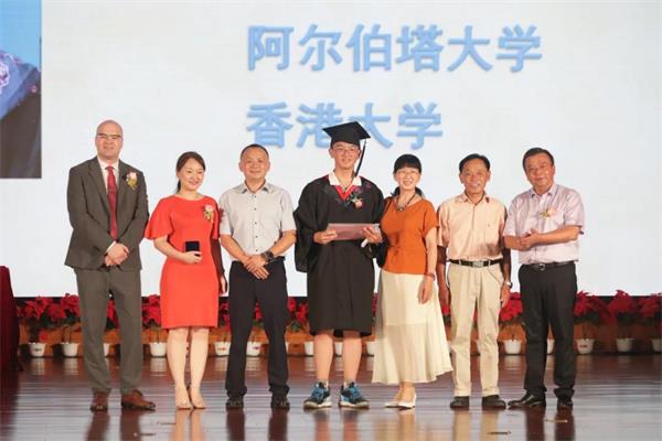 師生合影留念圖片