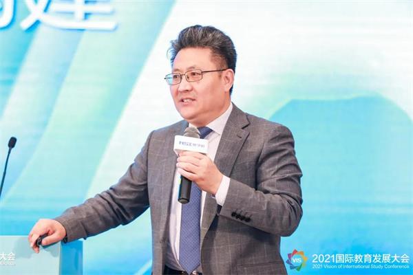 諾美校長圖片